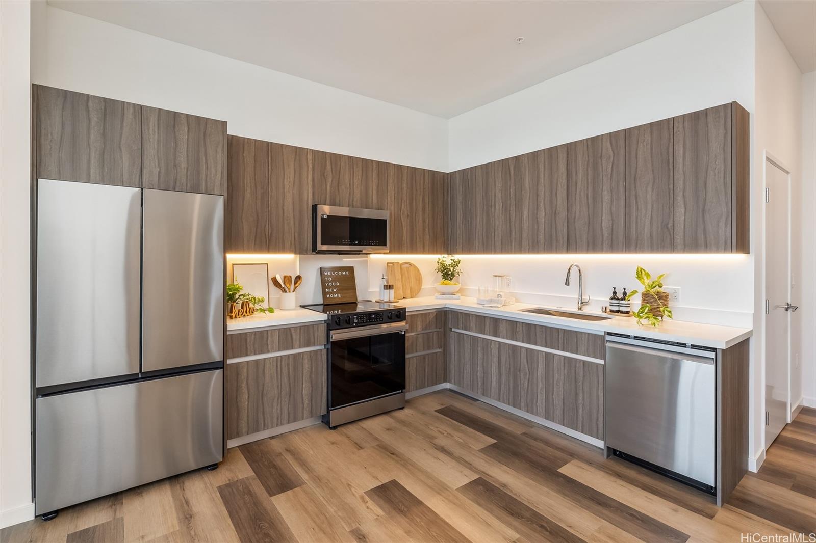 The Park on Keeaumoku condo # 4407, Honolulu, Hawaii - photo 8 of 23