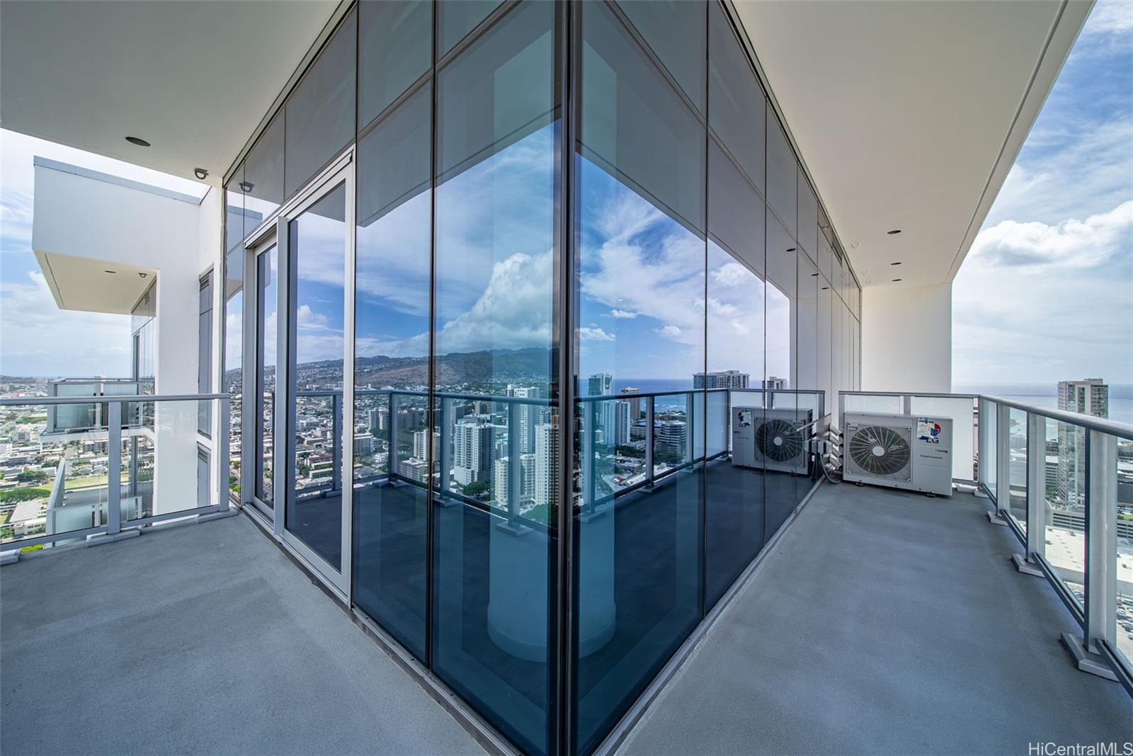 1515 Liona Street Honolulu - Rental - photo 18 of 25