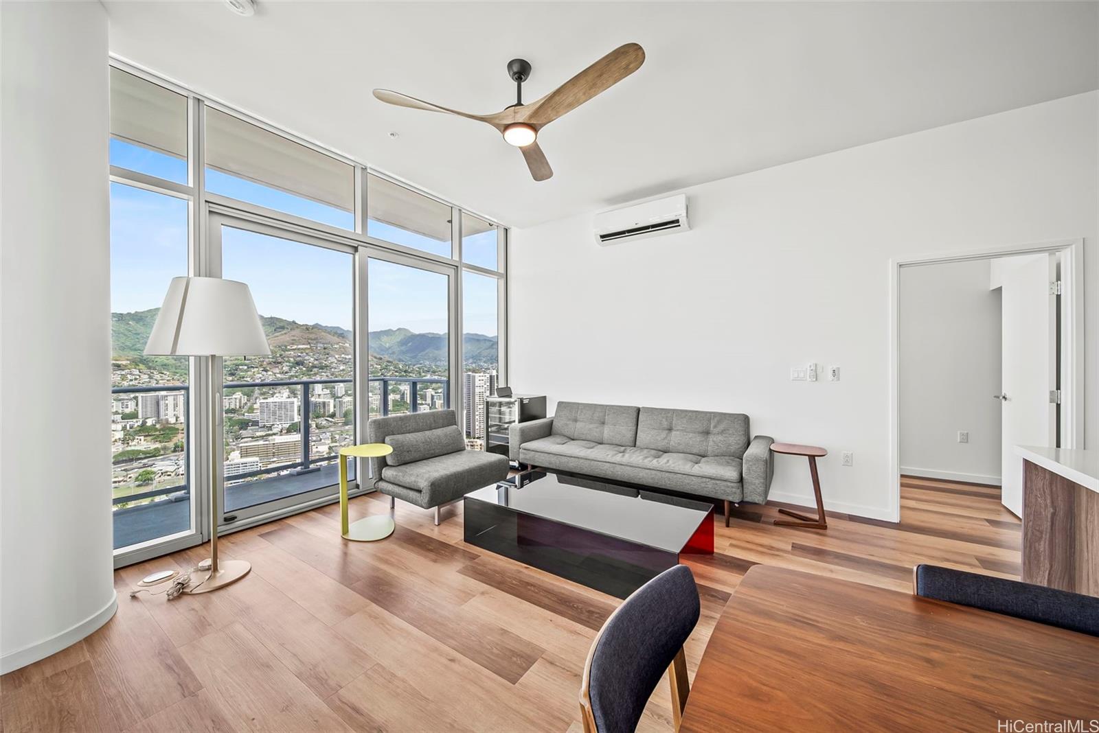 1515 Liona Street Honolulu - Rental - photo 4 of 25