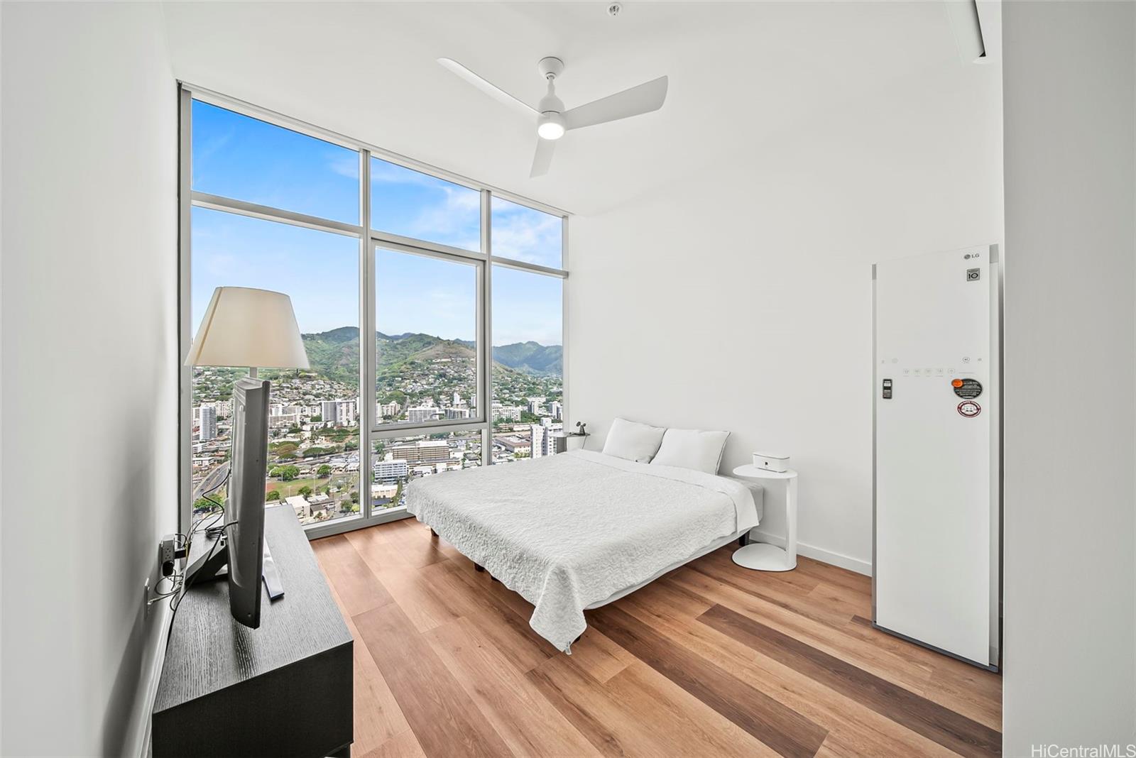 1515 Liona St Honolulu - Rental - photo 10 of 25