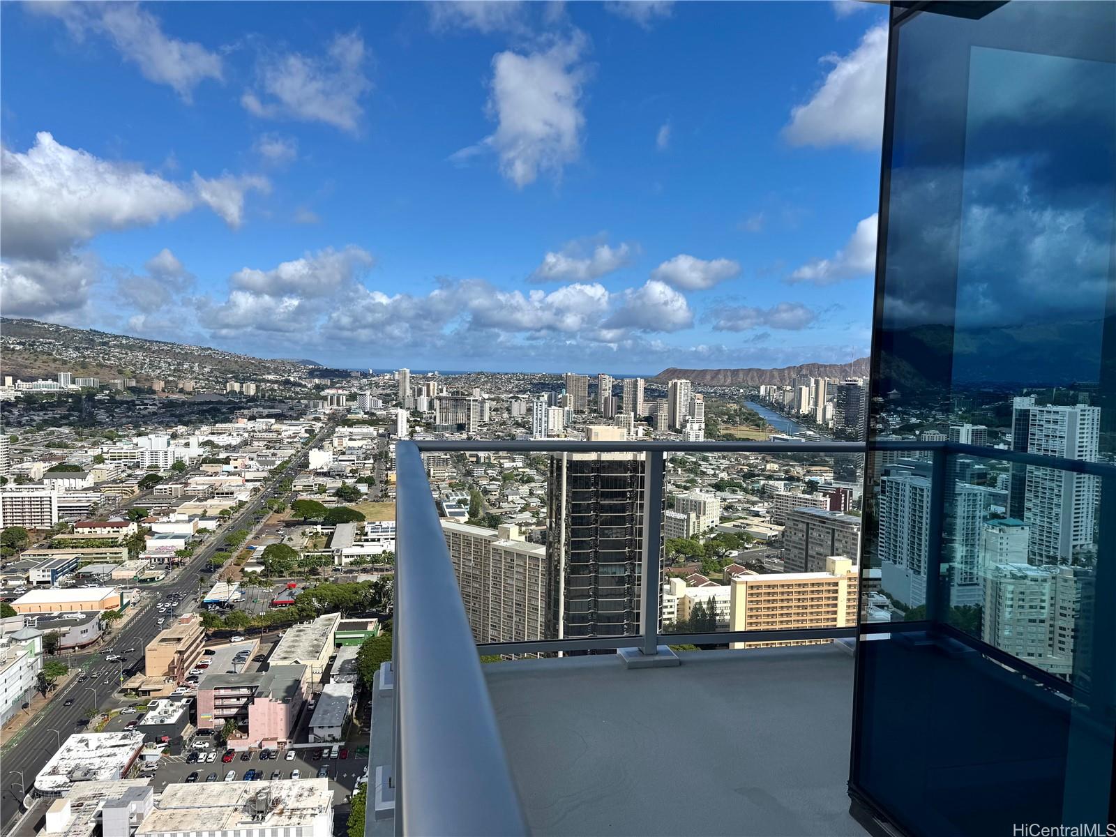 The Park on Keeaumoku condo # 4419, Honolulu, Hawaii - photo 14 of 24