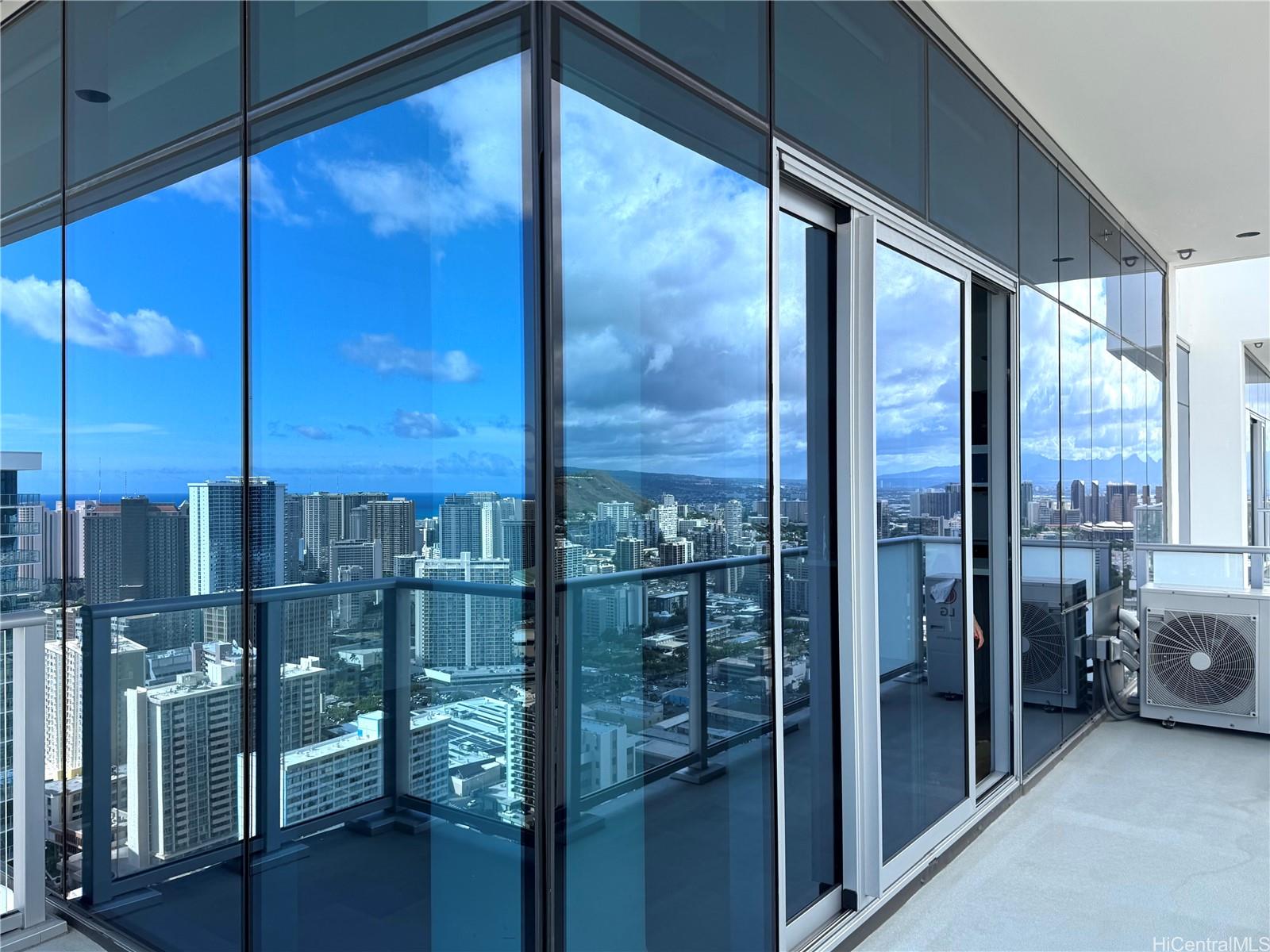 The Park on Keeaumoku condo # 4419, Honolulu, Hawaii - photo 15 of 24