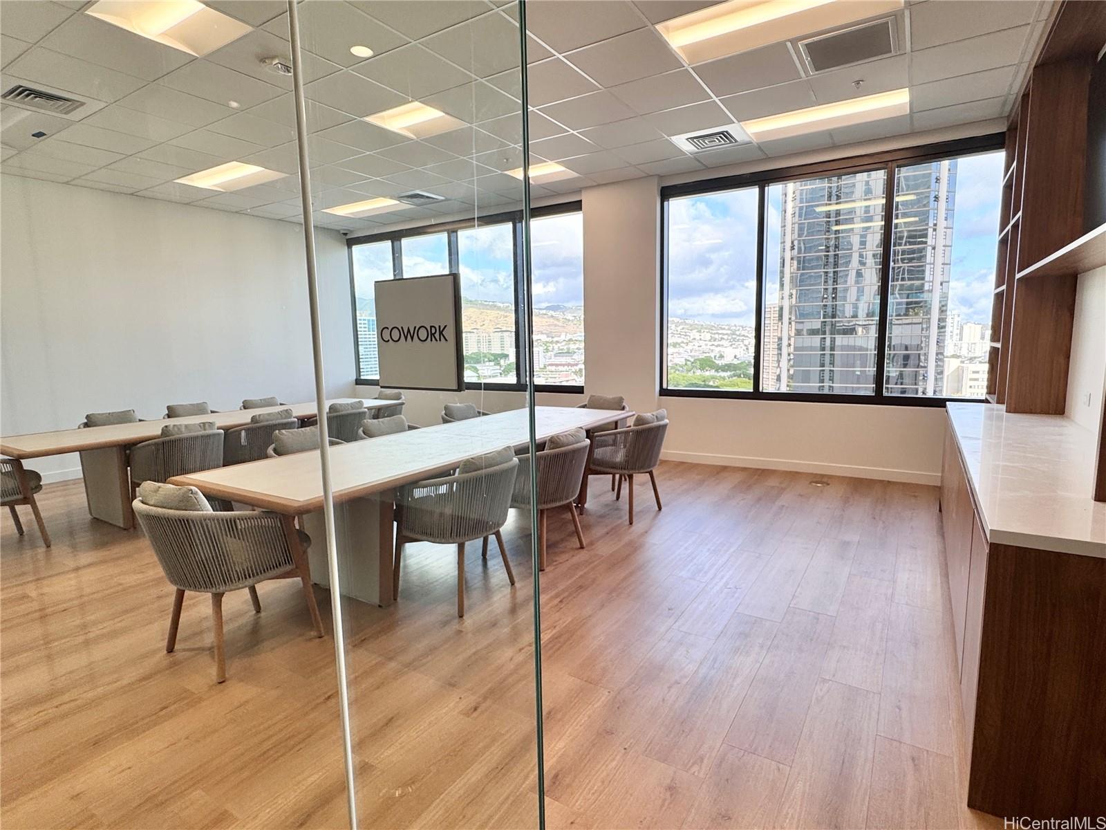 The Park on Keeaumoku condo # 508, Honolulu, Hawaii - photo 12 of 21