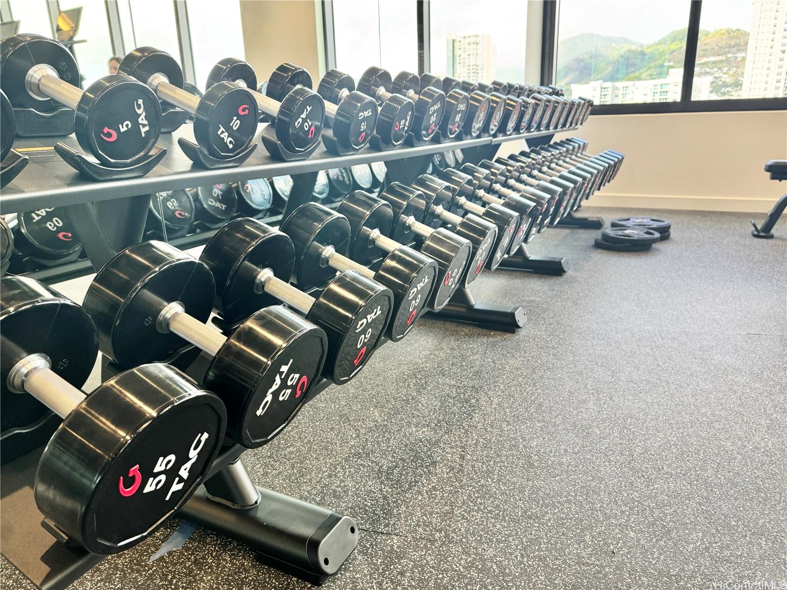 The Park on Keeaumoku condo # 508, Honolulu, Hawaii - photo 15 of 21