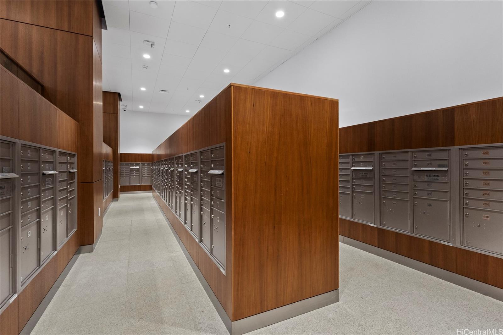 The Park on Keeaumoku condo # 610, Honolulu, Hawaii - photo 20 of 23