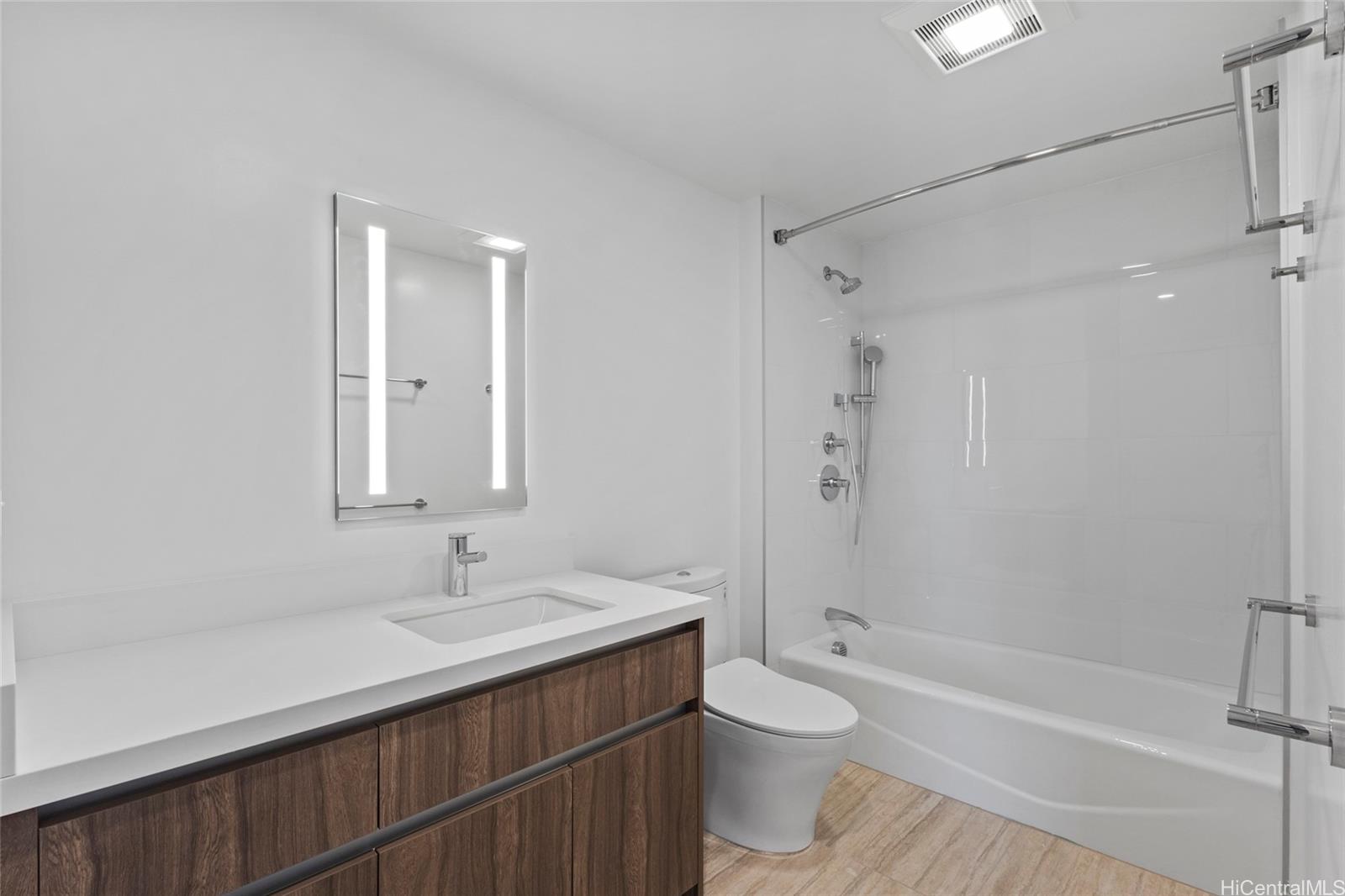 The Park on Keeaumoku condo # 610, Honolulu, Hawaii - photo 7 of 23