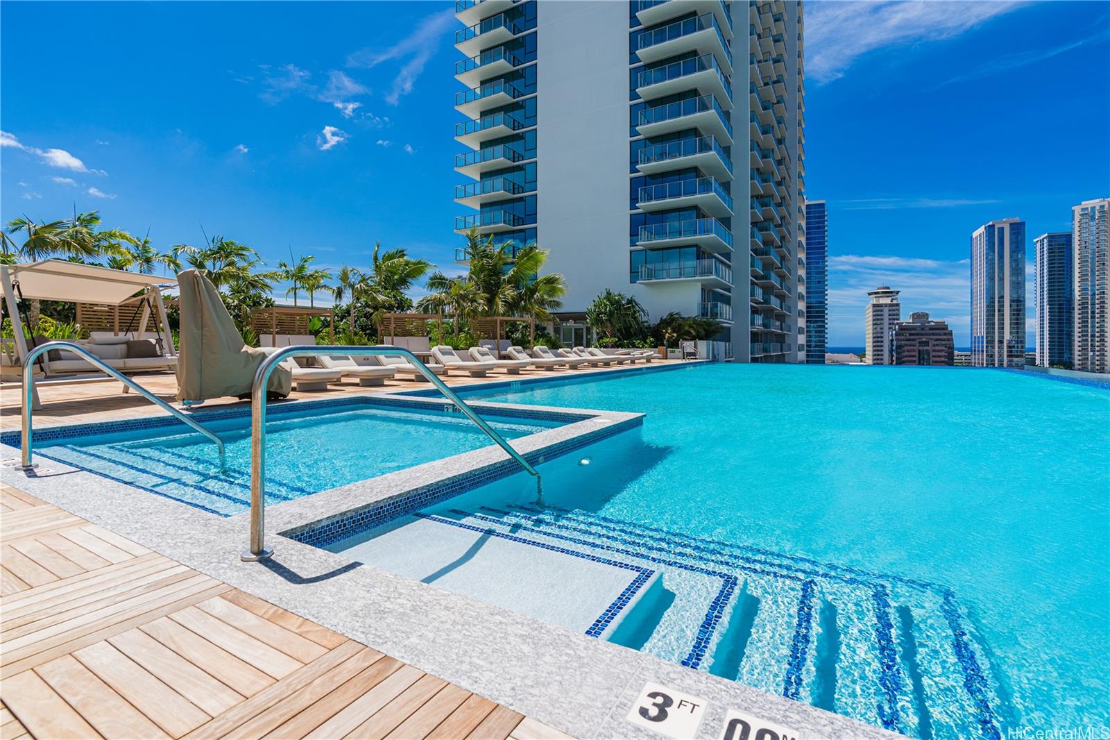 The Park on Keeaumoku condo # 708, Honolulu, Hawaii - photo 14 of 20