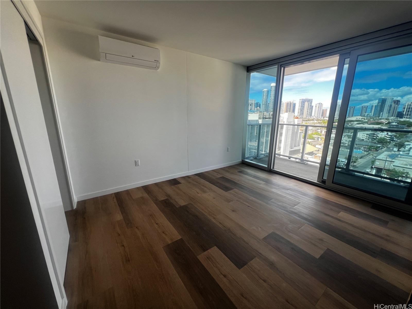 1515 Liona St Honolulu - Rental - photo 2 of 19