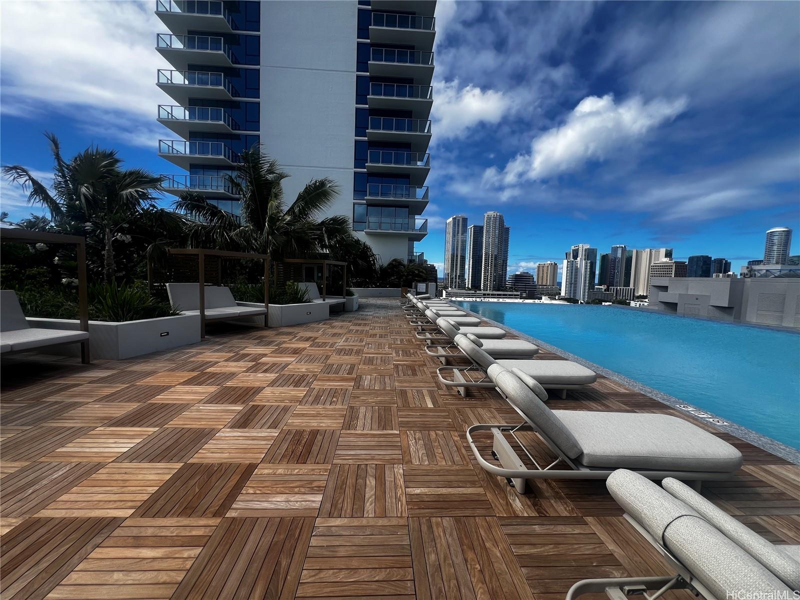 1515 Liona St Honolulu - Rental - photo 16 of 19