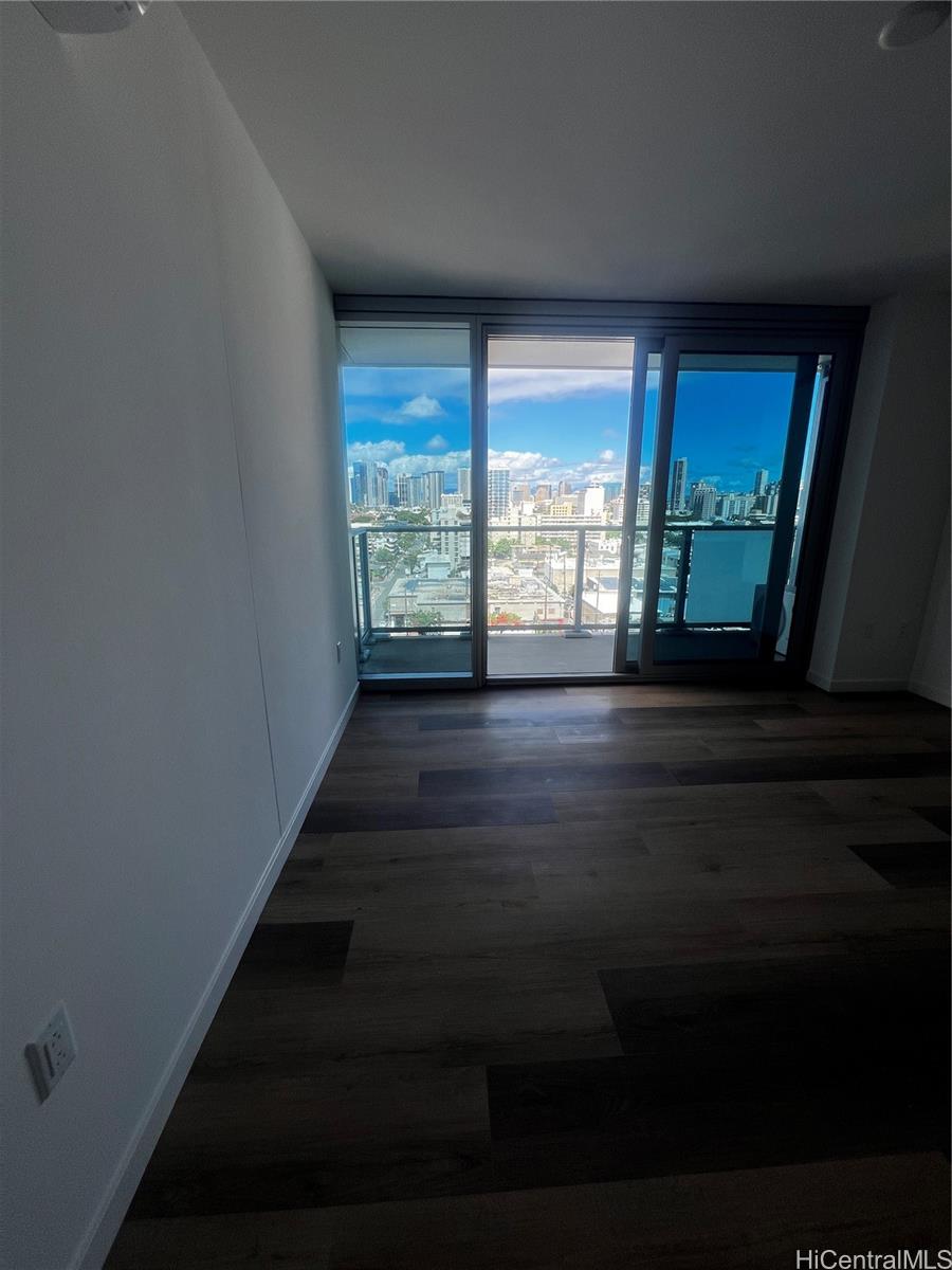 1515 Liona St Honolulu - Rental - photo 3 of 19