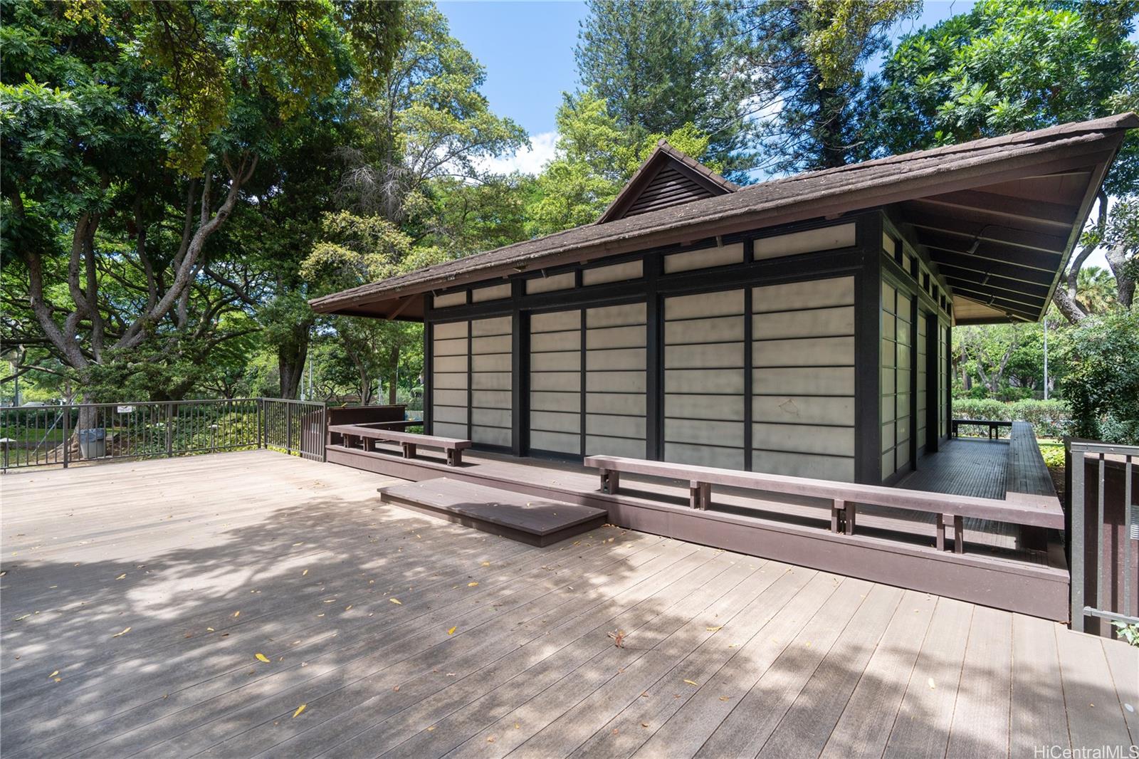 Queen Emma Gardens condo # 1250, Honolulu, Hawaii - photo 14 of 24