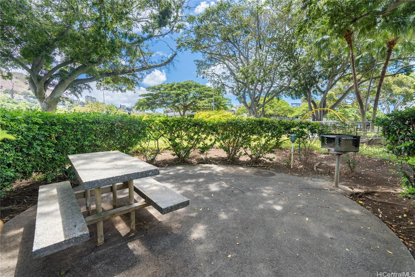 Queen Emma Gardens condo # 1250, Honolulu, Hawaii - photo 15 of 23