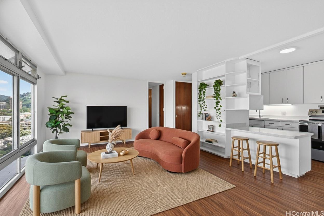 Queen Emma Gardens condo # 1250, Honolulu, Hawaii - photo 3 of 24