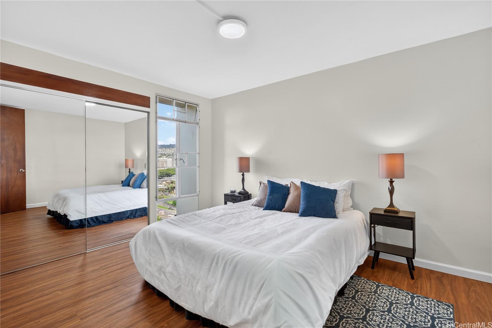 Queen Emma Gardens condo # 1250, Honolulu, Hawaii - photo 7 of 24