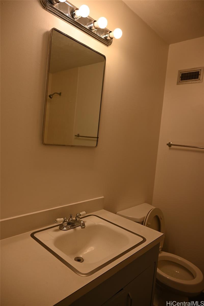 Queen Emma Gardens condo # 1954, Honolulu, Hawaii - photo 10 of 13