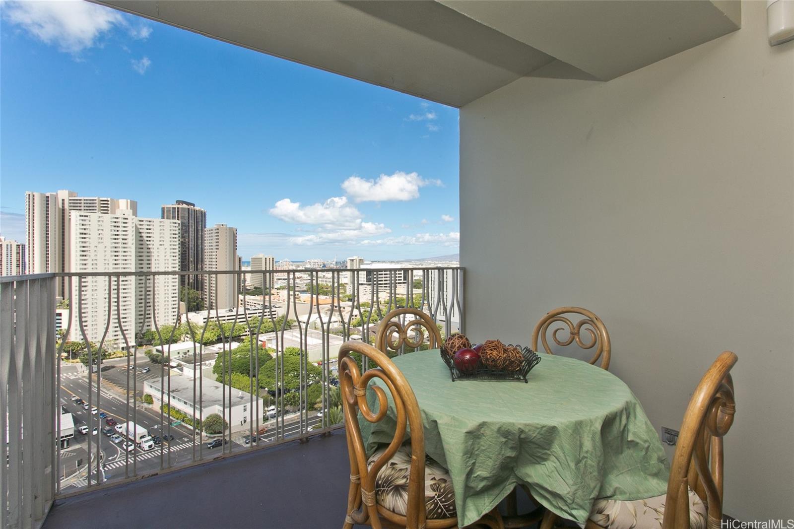 Queen Emma Gardens condo # 1957, Honolulu, Hawaii - photo 11 of 25