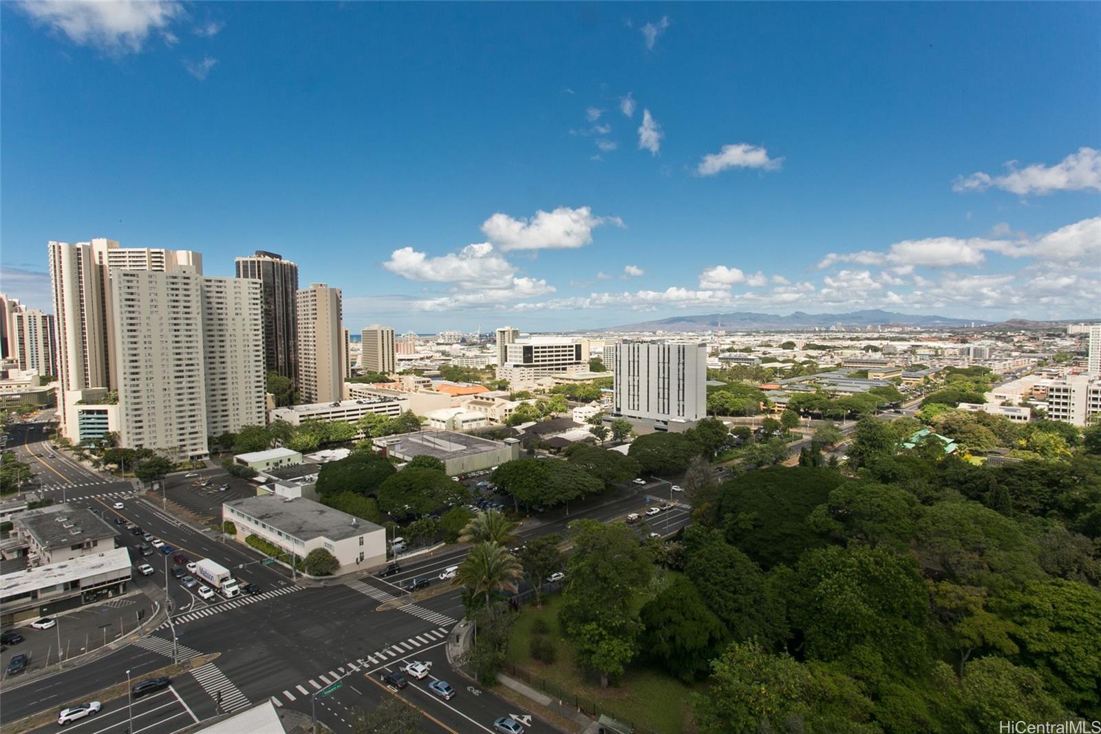 Queen Emma Gardens condo # 1957, Honolulu, Hawaii - photo 13 of 25