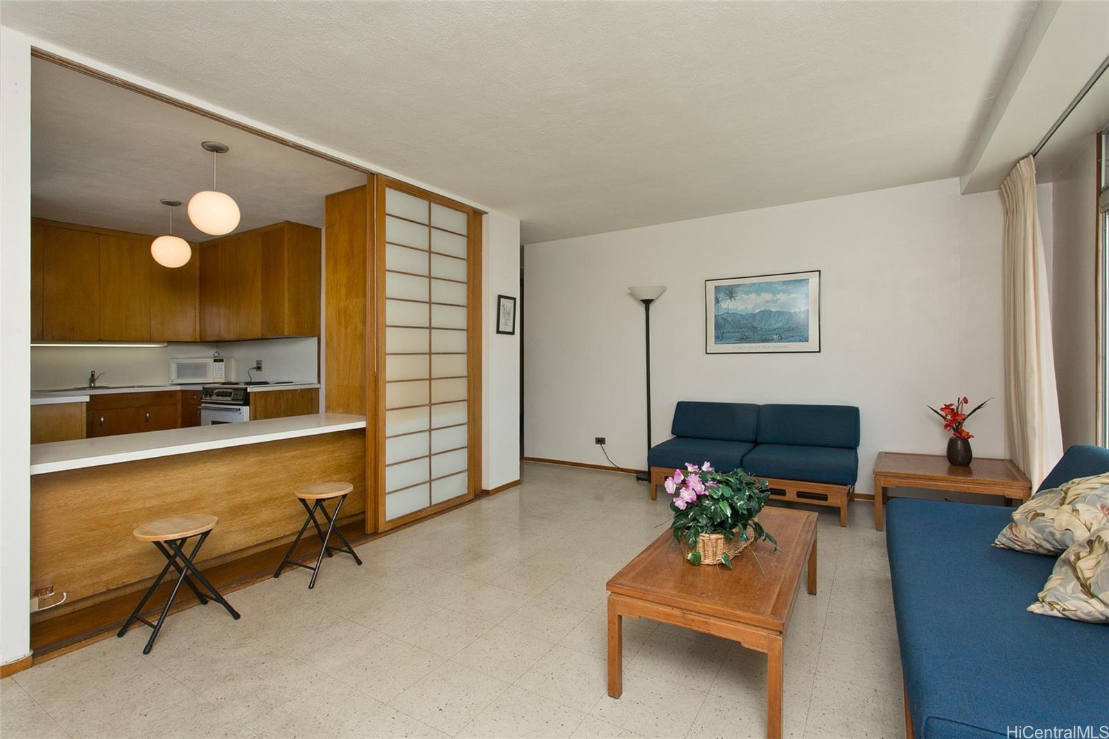 Queen Emma Gardens condo # 1957, Honolulu, Hawaii - photo 4 of 25