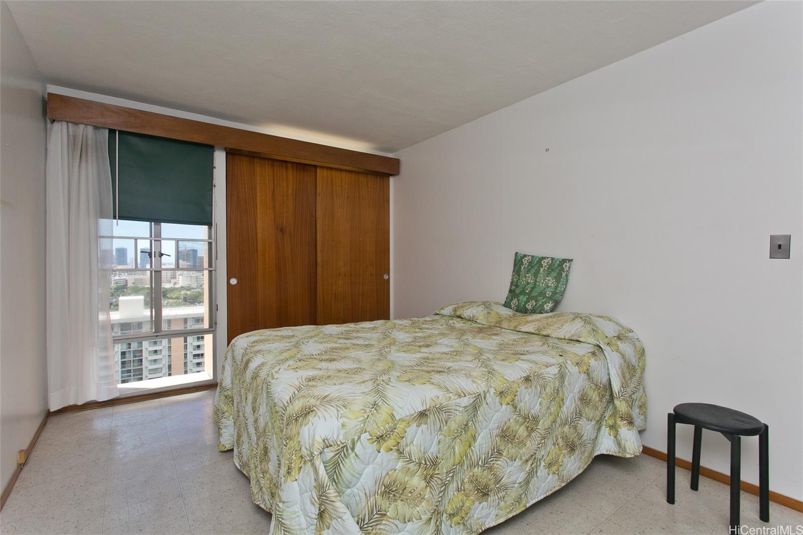 Queen Emma Gardens condo # 1957, Honolulu, Hawaii - photo 10 of 25