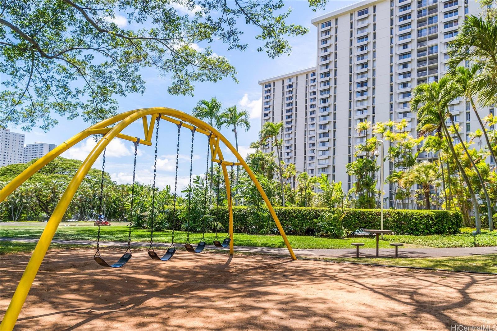 Queen Emma Gardens condo # 2050, Honolulu, Hawaii - photo 20 of 25
