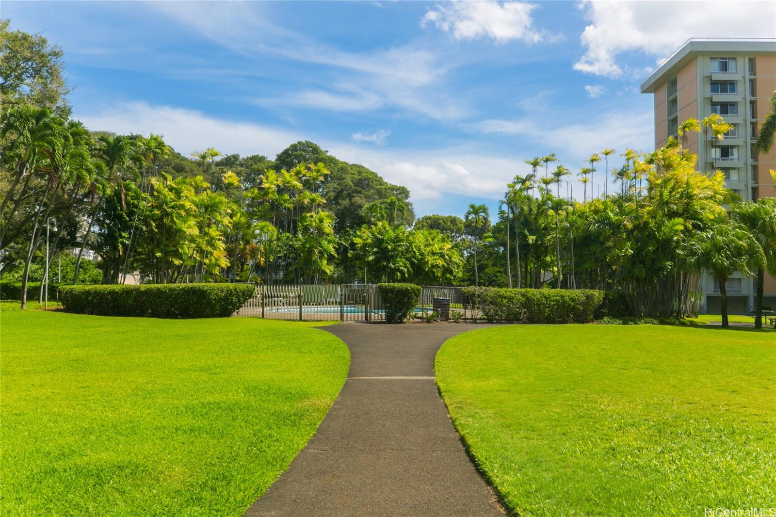 Queen Emma Gardens condo # 2054, Honolulu, Hawaii - photo 19 of 24