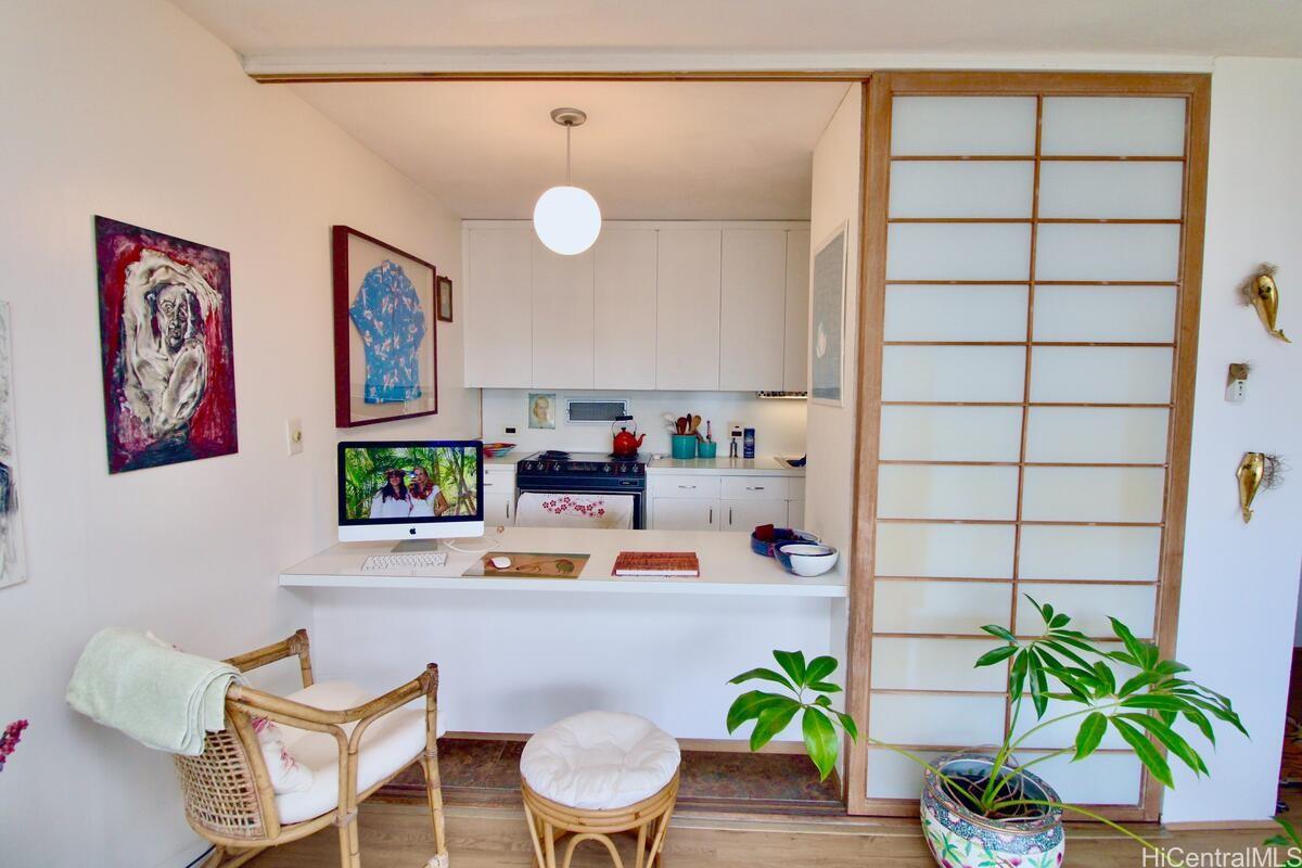 Queen Emma Gardens condo # 2155, Honolulu, Hawaii - photo 7 of 15