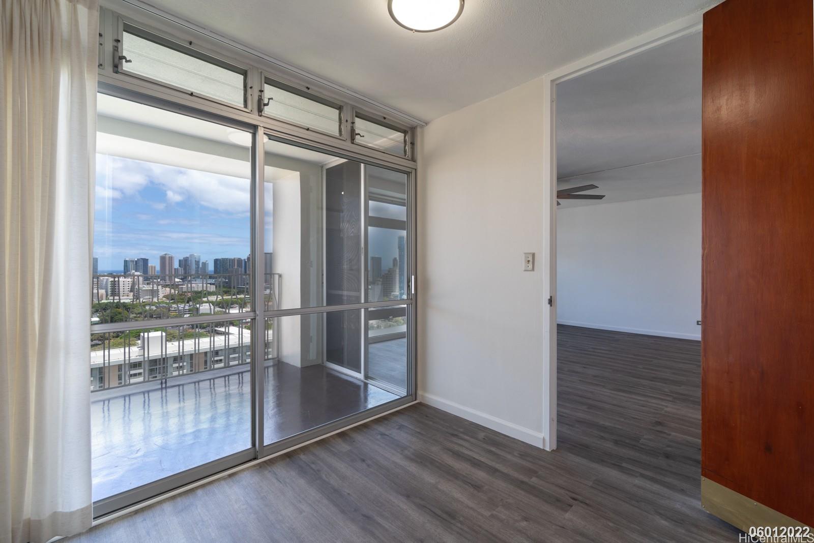 1515 Nuuanu Ave Honolulu - Rental - photo 13 of 25