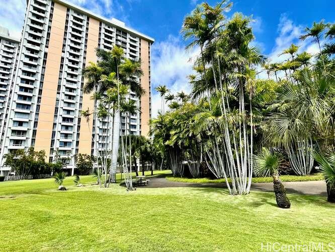 Queen Emma Gardens condo # 2355, Honolulu, Hawaii - photo 4 of 25