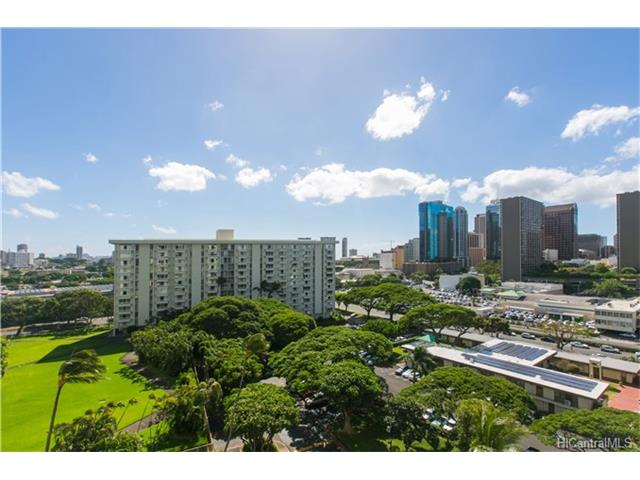 Queen Emma Gardens condo # 953, Honolulu, Hawaii - photo 1 of 2