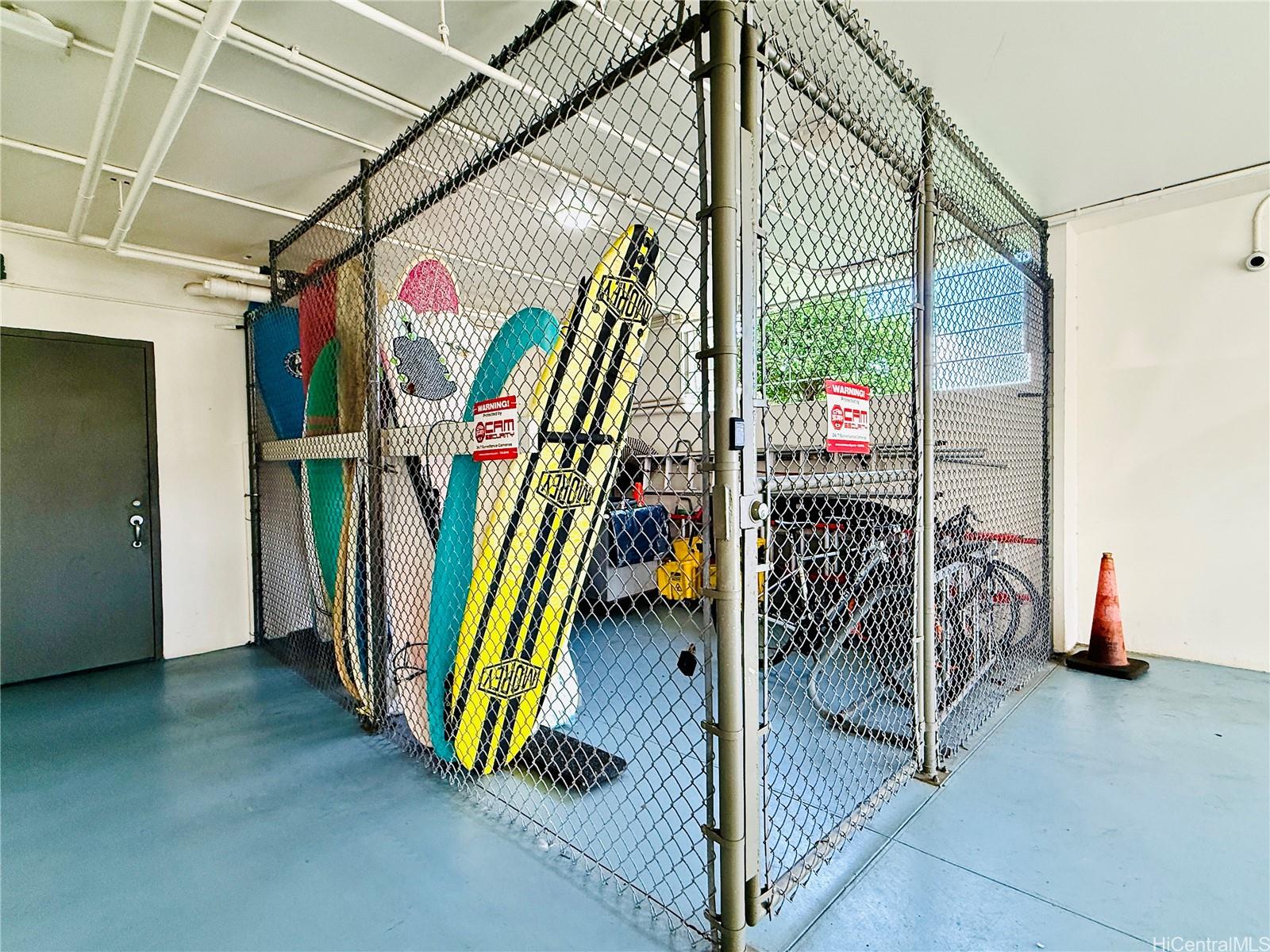 Sky Tower Apts condo # 204, Honolulu, Hawaii - photo 13 of 23