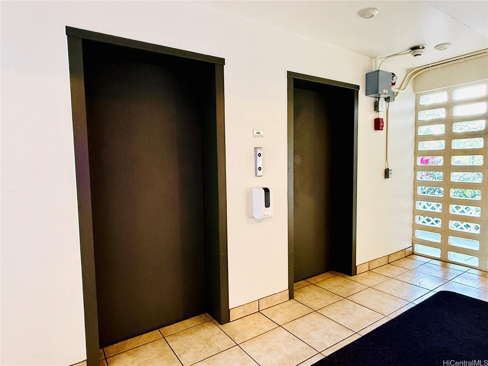 Sky Tower Apts condo # 204, Honolulu, Hawaii - photo 20 of 23