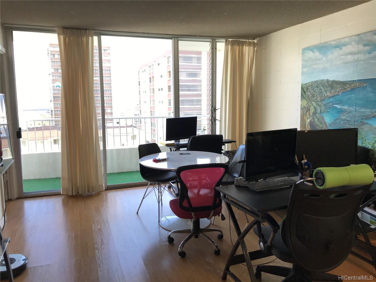 Sky Tower Apts 205, 1515 Ward Ave, Honolulu Punchbowl Area condo Sold