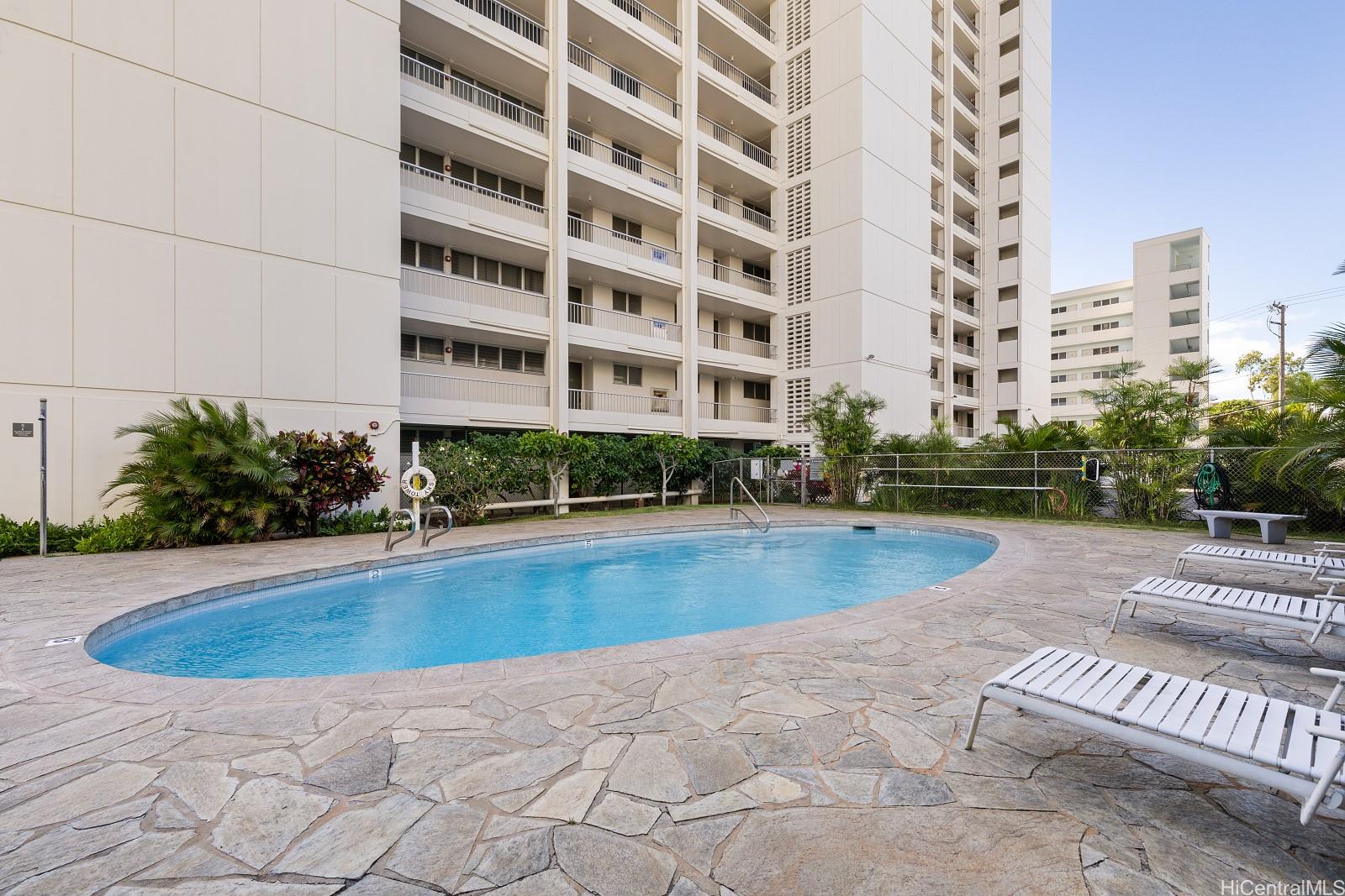Sky Tower Apts condo # 304, Honolulu, Hawaii - photo 13 of 19