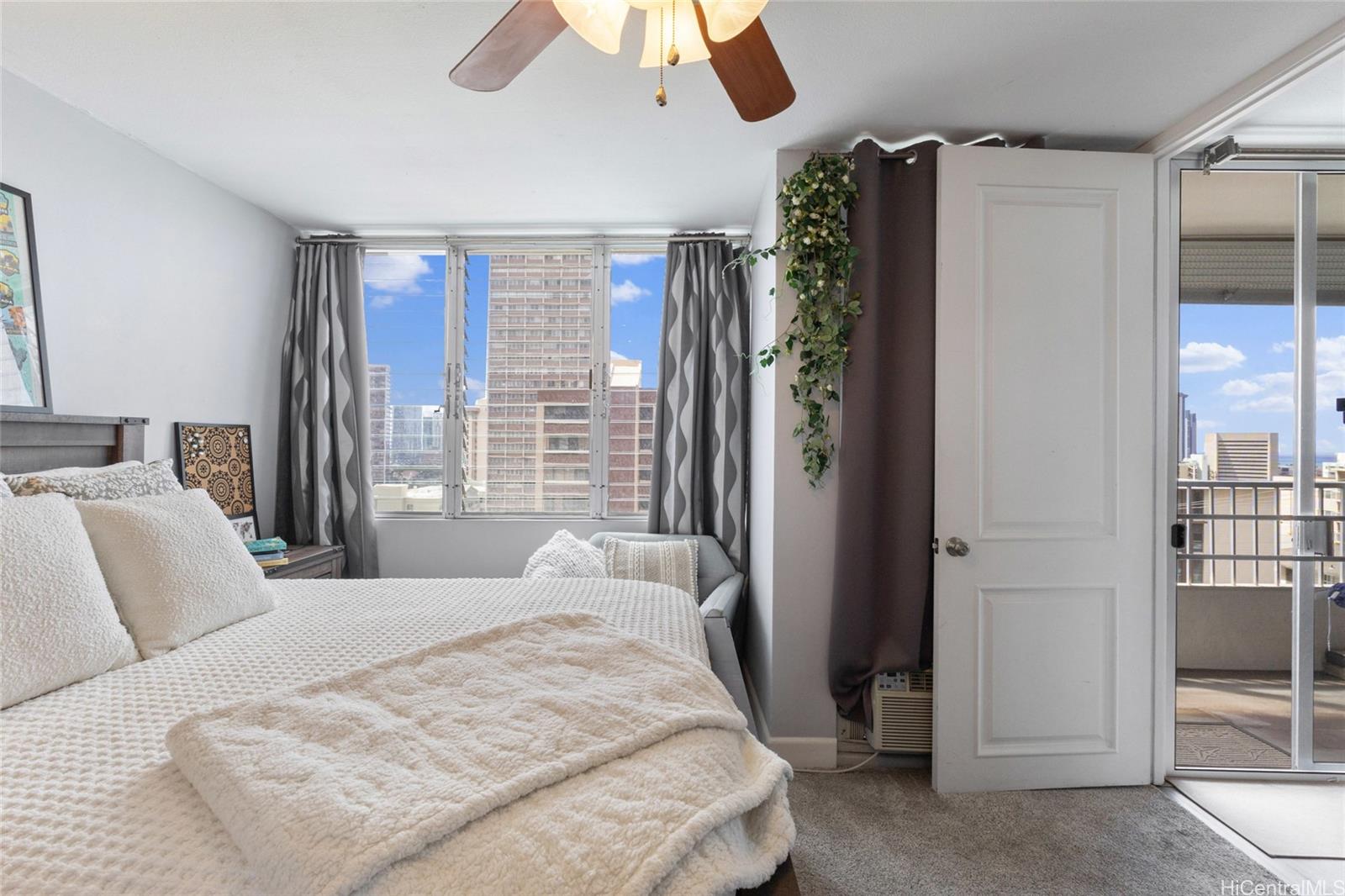 1515 Ward Ave Honolulu - Rental - photo 16 of 24