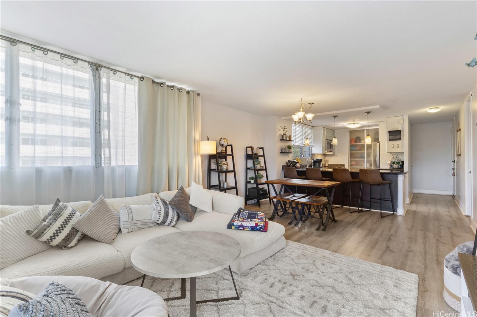 1515 Ward Ave Honolulu - Rental - photo 17 of 24