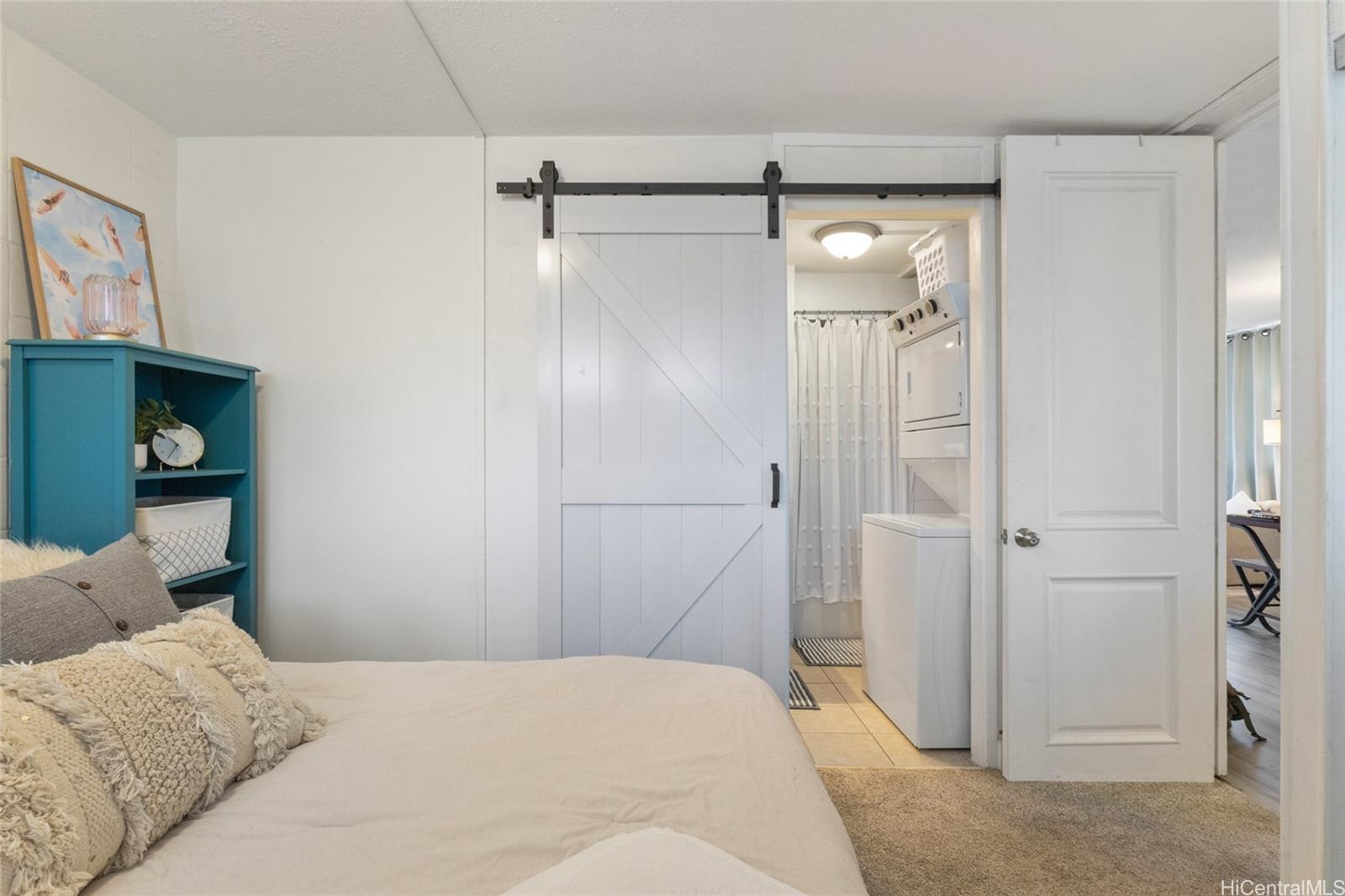 1515 Ward Ave Honolulu - Rental - photo 8 of 24