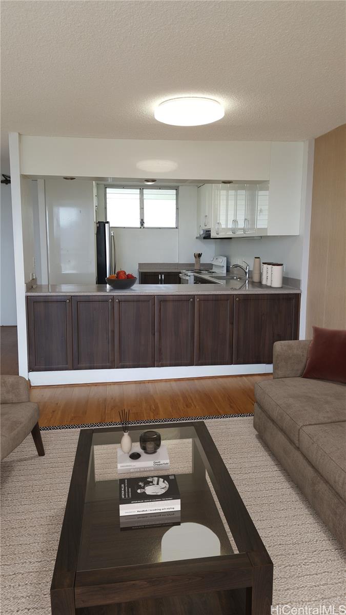 Sky Tower Apts condo # 704, Honolulu, Hawaii - photo 2 of 12