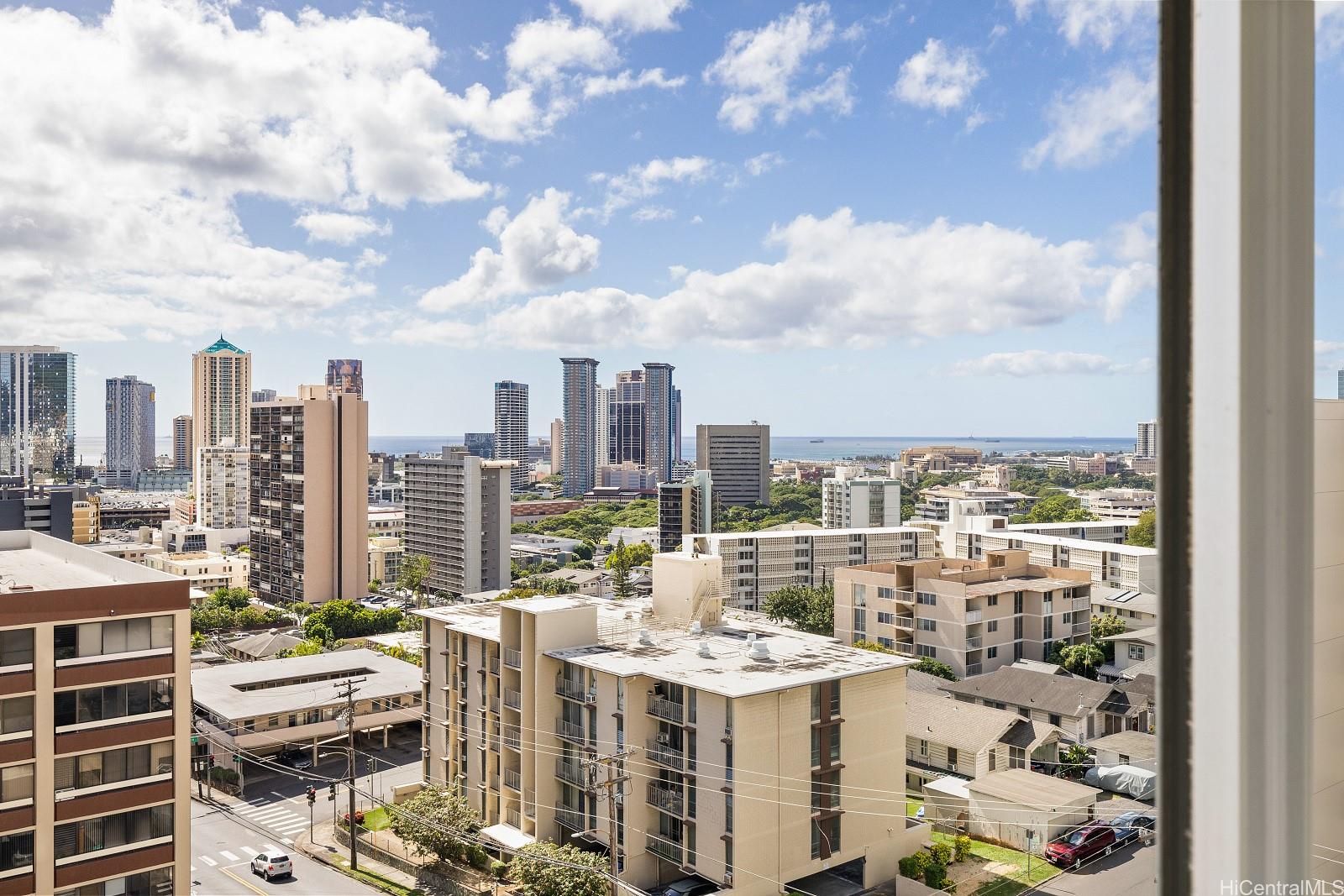 Sky Tower Apts condo # 802, Honolulu, Hawaii - photo 4 of 24