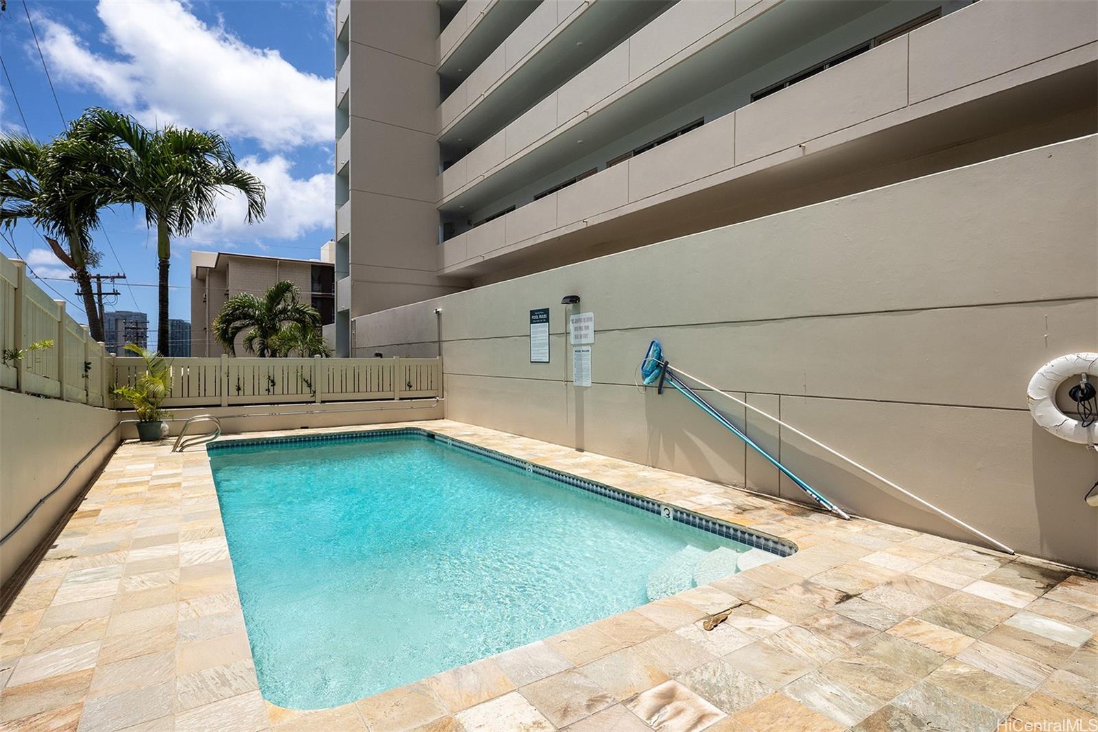 1516 Ward Ave Honolulu - Rental - photo 12 of 13