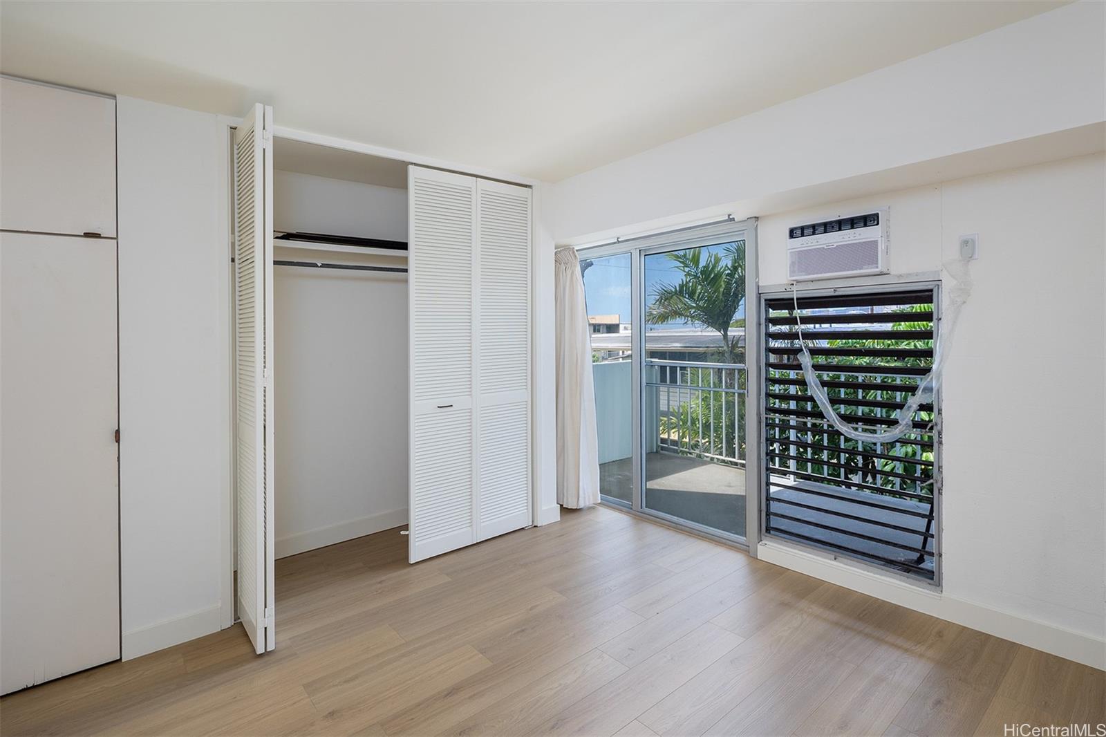 1516 Ward Ave Honolulu - Rental - photo 7 of 13