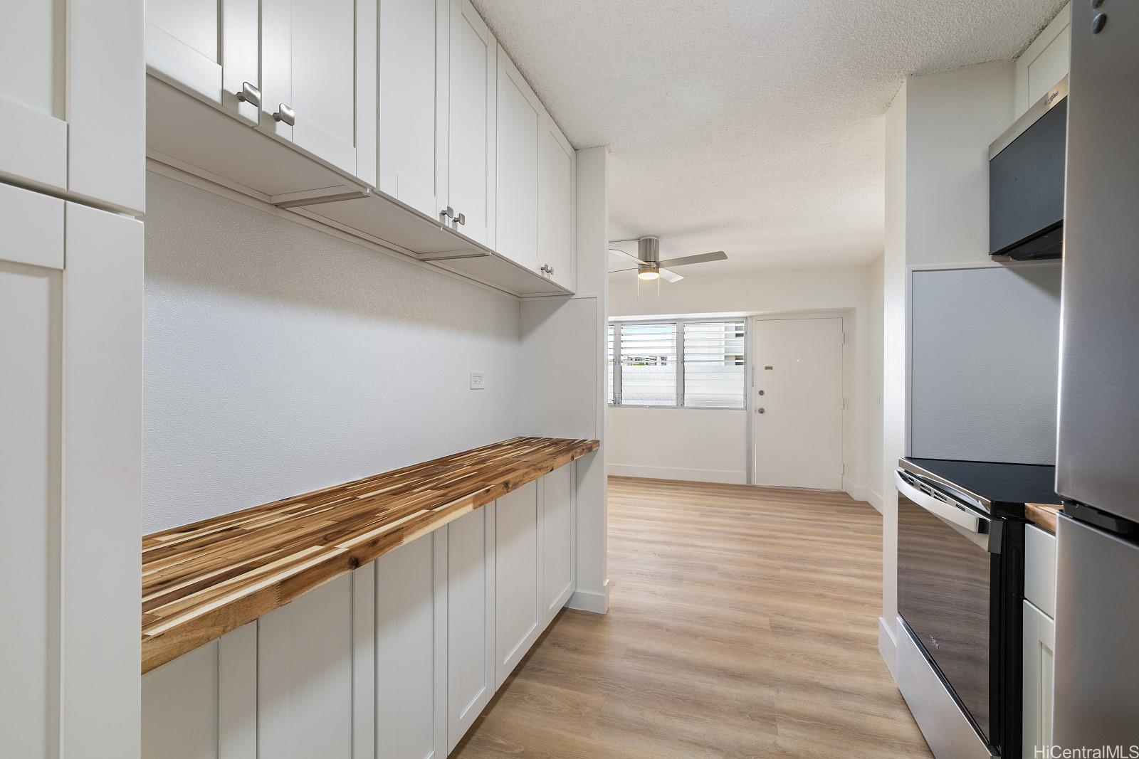 Westview Plaza condo # 302, Honolulu, Hawaii - photo 6 of 16