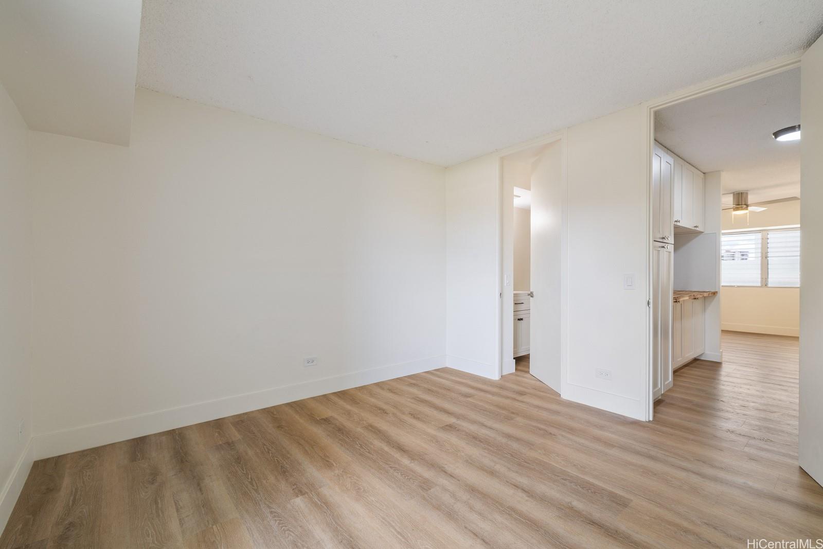 Westview Plaza condo # 302, Honolulu, Hawaii - photo 7 of 19