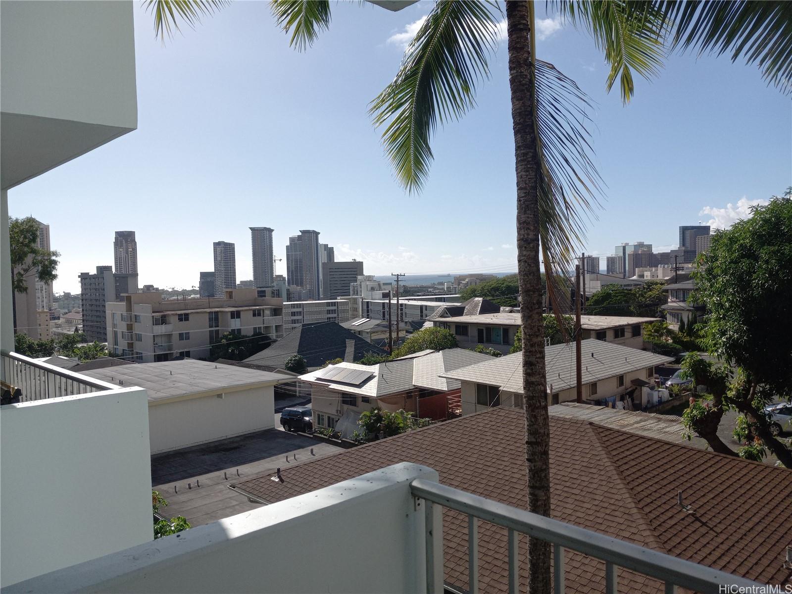 Westview Plaza condo # 401, Honolulu, Hawaii - photo 14 of 19