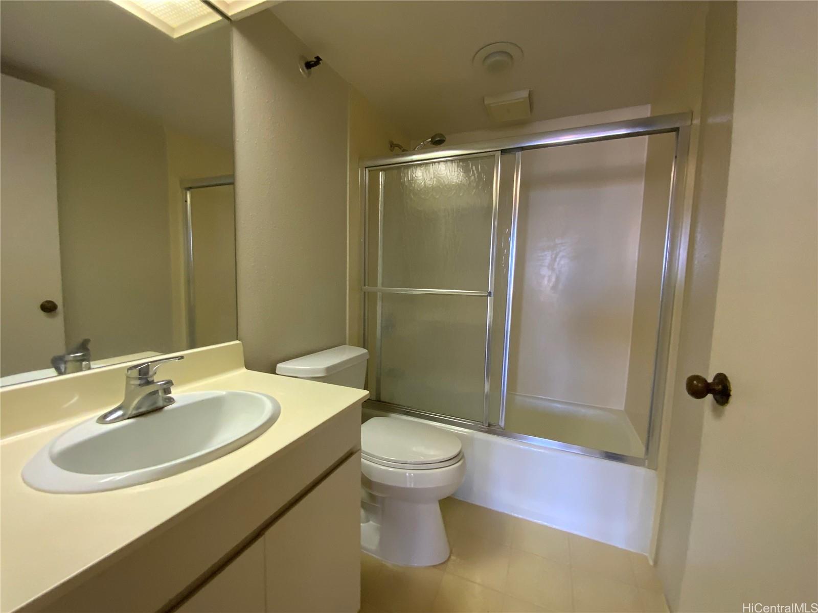 1517 Makiki St Honolulu - Rental - photo 17 of 22