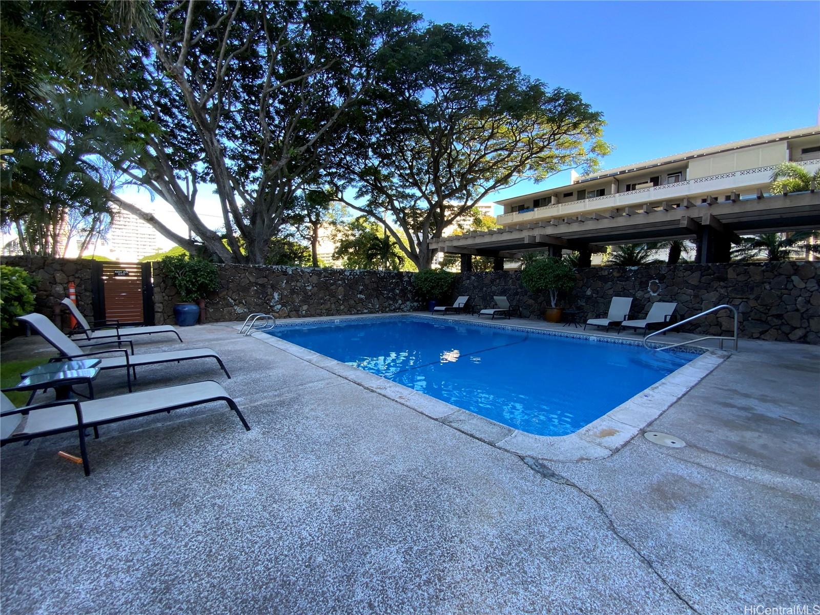 1517 Makiki St Honolulu - Rental - photo 21 of 22
