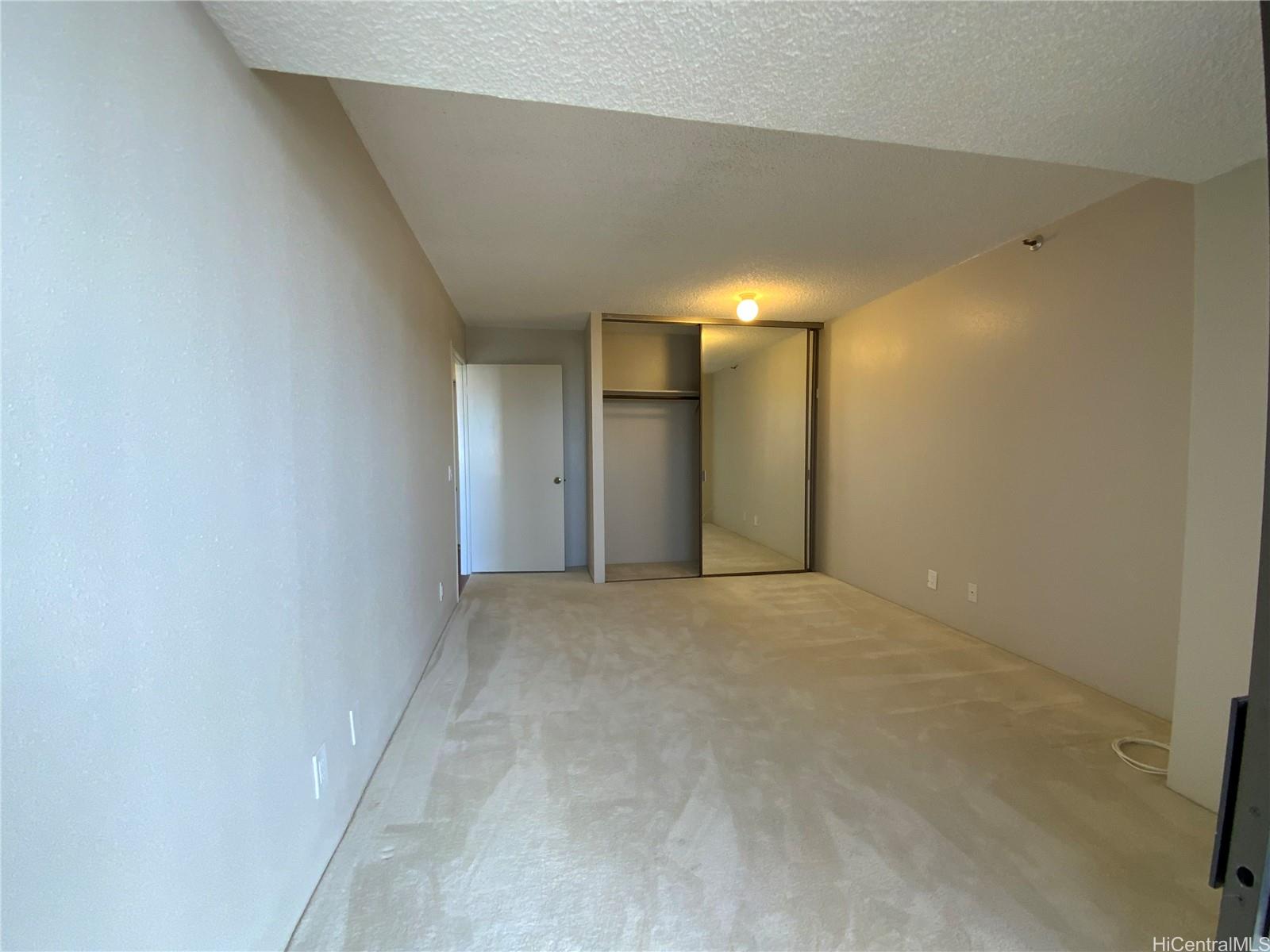 1517 Makiki St Honolulu - Rental - photo 9 of 22