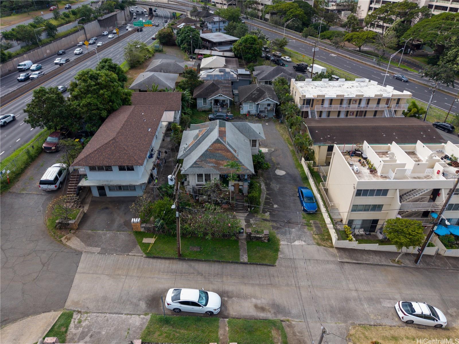 1517 Miller St HONOLULU - Multi-family - photo 4 of 25