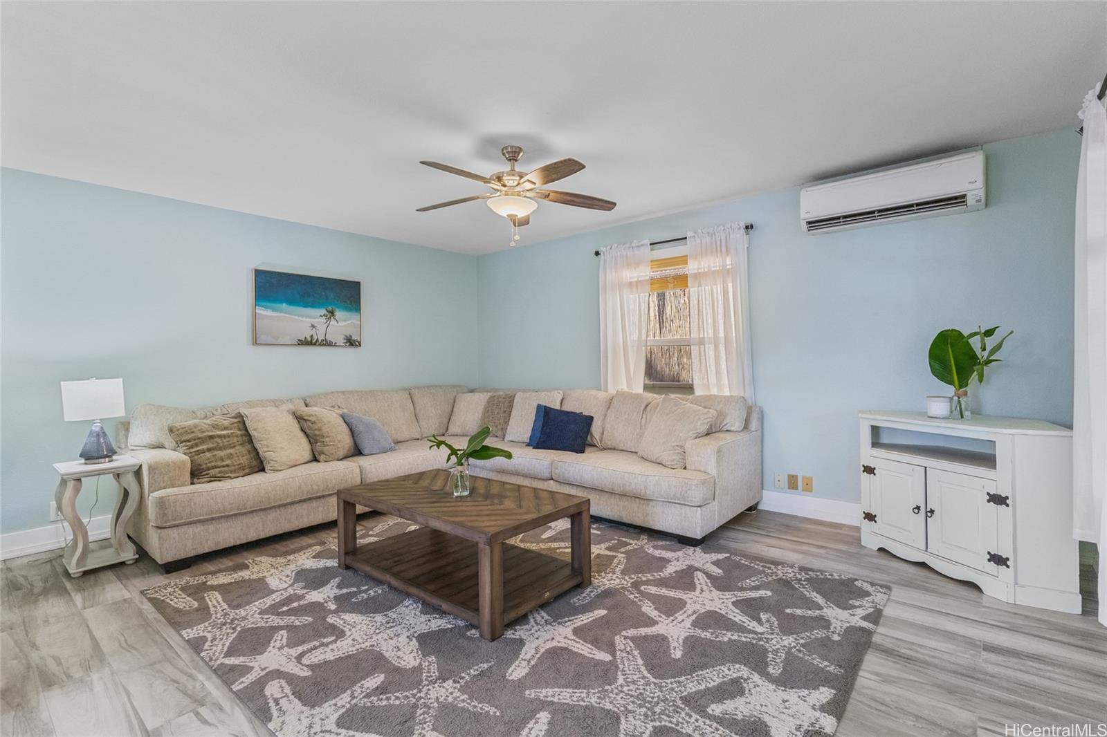 1518  Ala Lani Street Moanalua Valley, Honolulu home - photo 7 of 24