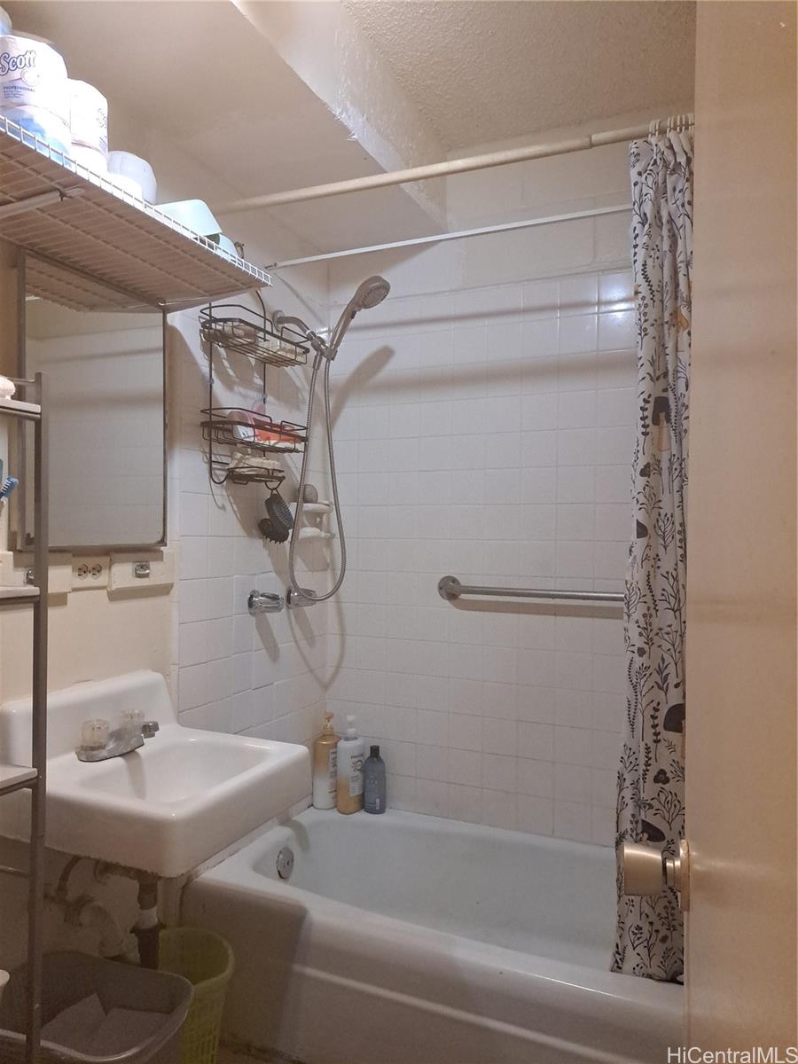 Kapalama Uka condo # 108, Honolulu, Hawaii - photo 4 of 25