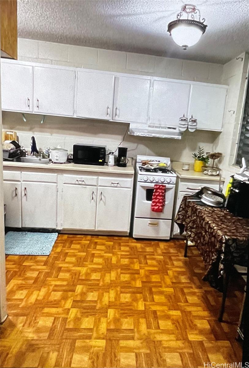 Kapalama Uka condos for sale in Kalihi Area Oahu